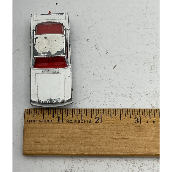 Vintage Matchbox Lesney Ford Mustang No. 8 Diecast Model Car White 1960s - Picture 10 of 10